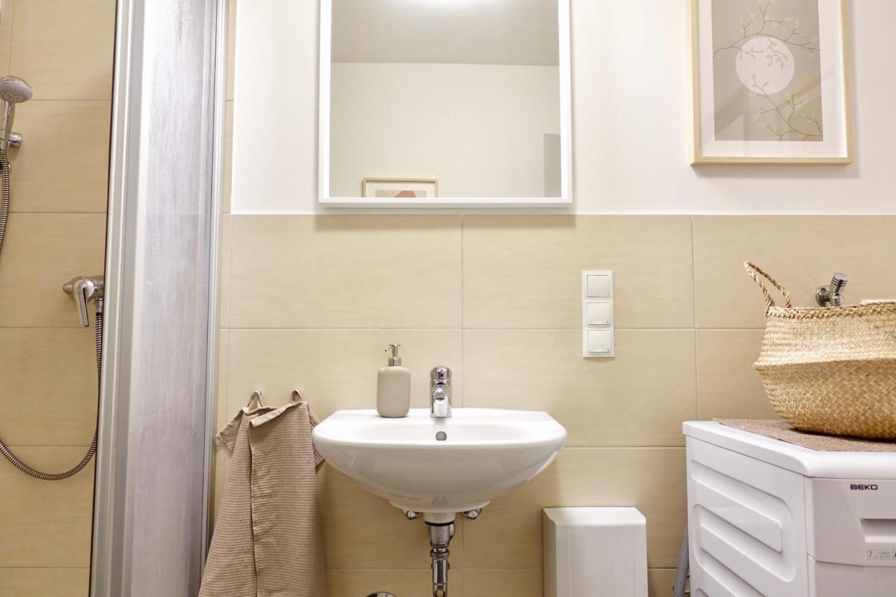 Modernes Apartment, Stadtnah, Stellplatz, Naehe Mosel Koblenz  Dış mekan fotoğraf